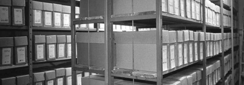 Illustration picture: Numerous files on shelves from the archives of the Stasi
